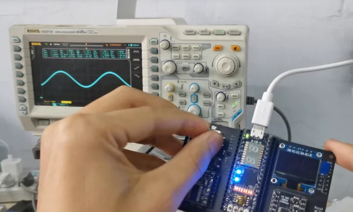 编码器调节频率操作示意图