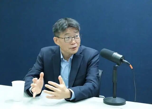 TechInsights半导体事业部高级副总裁崔正东接受采访