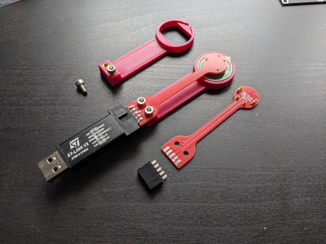 ST-LINK/V2调试器与自定义外壳