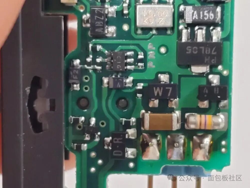 78L05三端稳压芯片特写