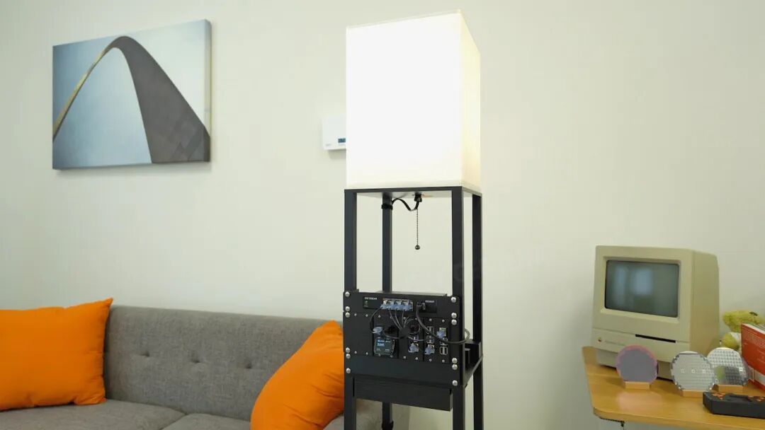 Lamp rack for a LAMP stack - Jeff Geerling mini rack