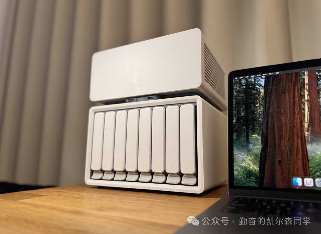 FX12NAS机箱外观图