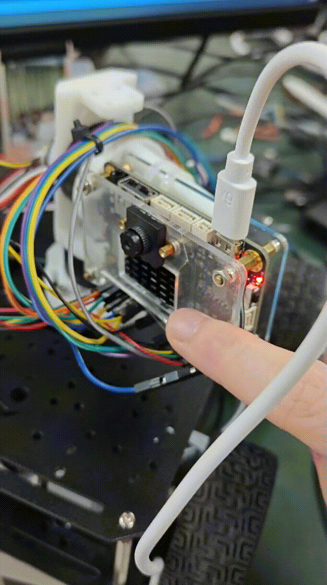 云台电机位置闭环控制效果动图