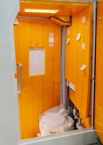 猎户座飞船马桶内部结构