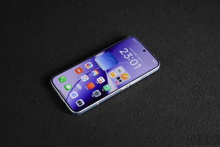 REDMI Turbo 5 Max 亮屏主界面