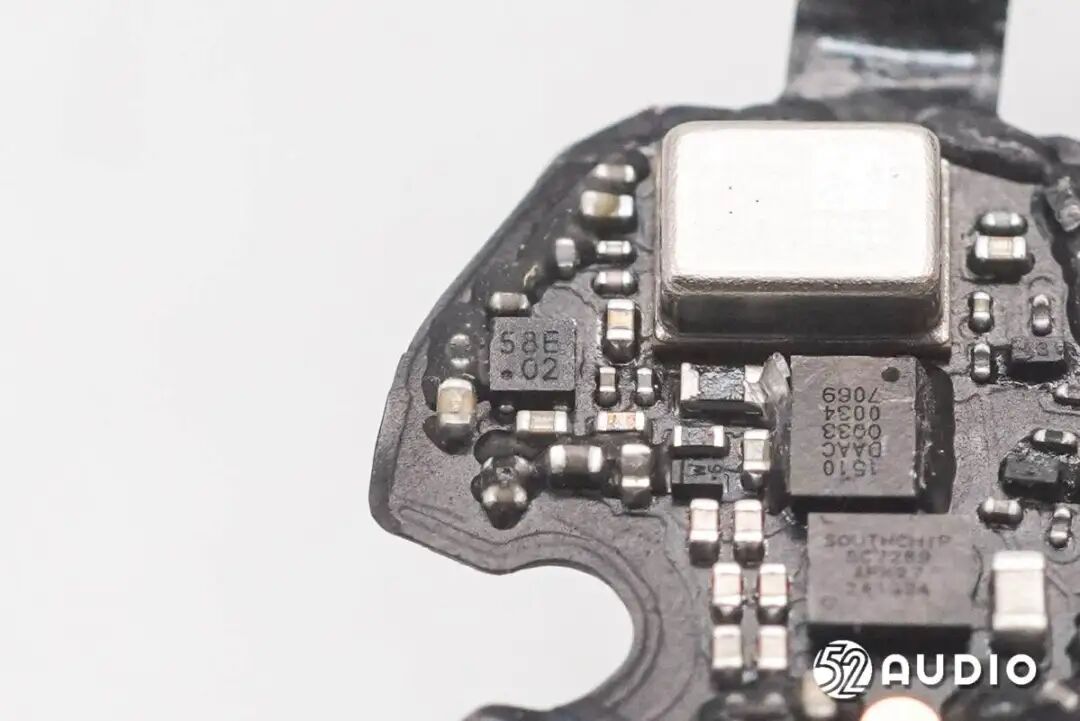 丝印58E 02的锂电保护IC