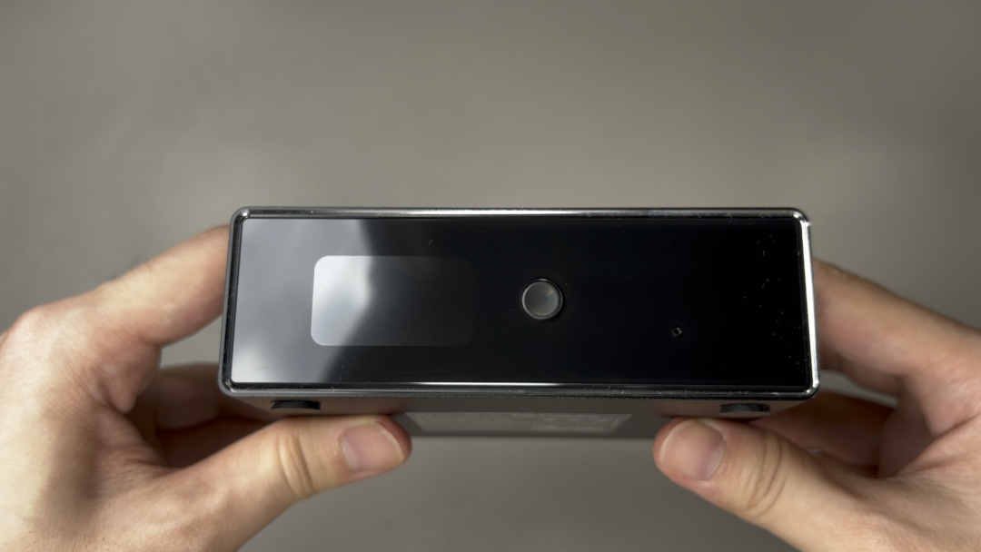 手持W150 UPS展示