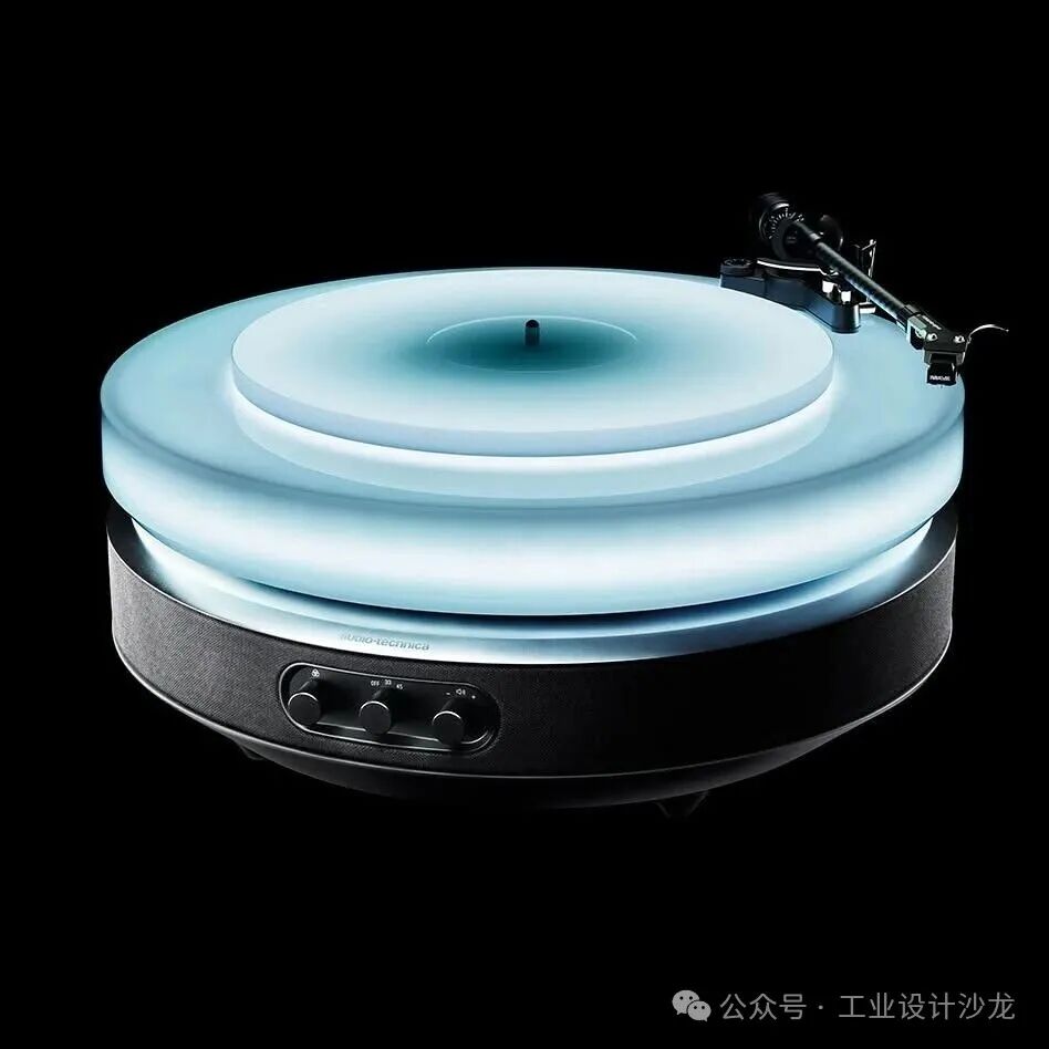 Audio-Technica黑胶唱机,黑色背景下泛蓝白渐变光晕