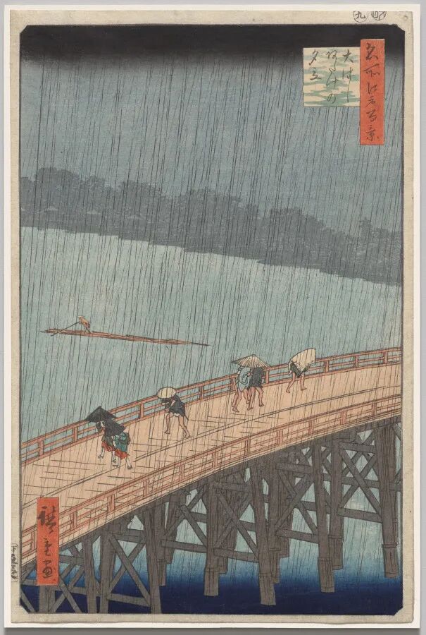 骤雨中的长桥版画,细密斜线覆盖赶路人物与河面