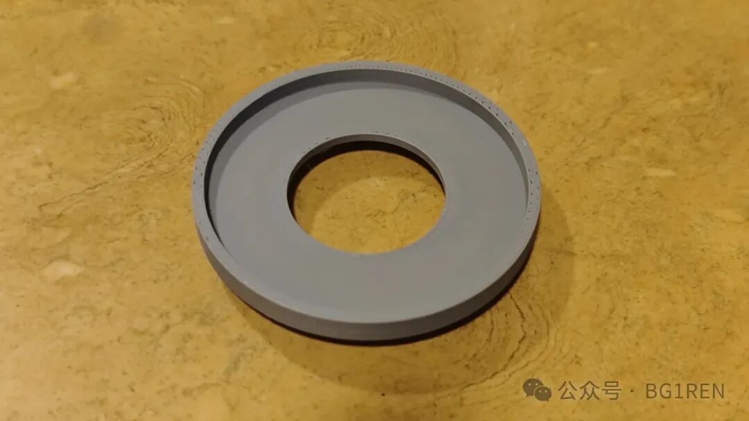 OpenSCAD设计的环形底盘模型