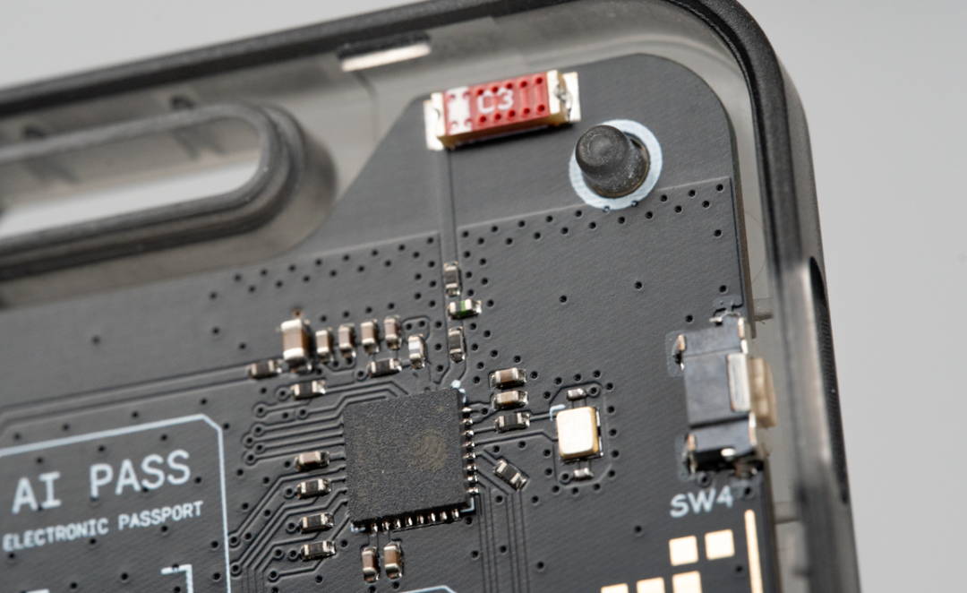 PCB 丝印 AI PASS 与 ELECTRONIC PASSPORT