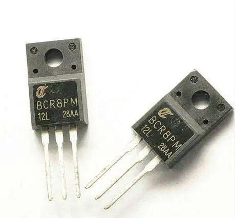 双向晶闸管 TRIAC TO-220 封装